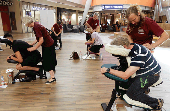 Kostenlose TouchLife Massagen im NOVA Shoppingcenter Leipzig